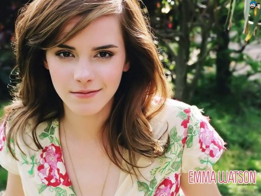 Aktris Emma Watson Sembunyikan 100 Buku di London, Ternyata Ini Tujuannya