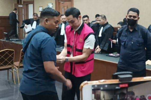 GoNews.co Harvey Moeis Dijatuhi 6,5 Tahun Penjara atas Kasus Korupsi Rp 300 Triliun
