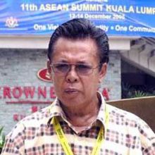 Wanita Pertama Ketua DPRD Riau