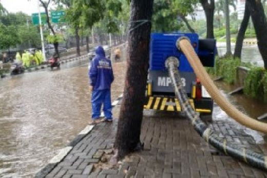 Hari Pertama 2020, 19 RW di Jakarta Dilanda Banjir