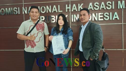 GoNews.co Chrisney Yuan Wang bersama pen