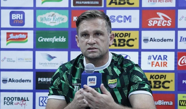 Igor Tolic Dampingi Persib Bandung Jamu PSM Makassar