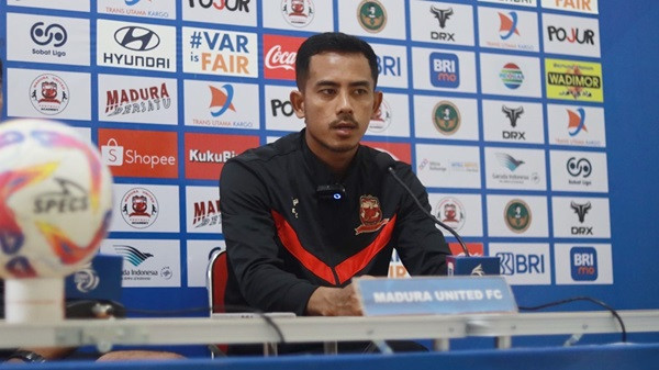 Taufik Hidayat Minta Dukungan Suporter Hadapi Persis Solo