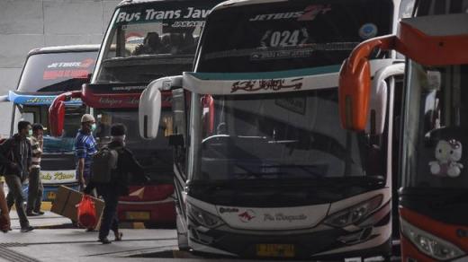 Anggota DPR Desak Luhut Restui Pelarangan Bus AKAP di Jakarta