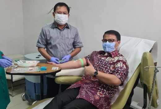 Terawan Dipecat IDI, Ahmad Basarah Malah Suntik Booster Vaksin Nusantara