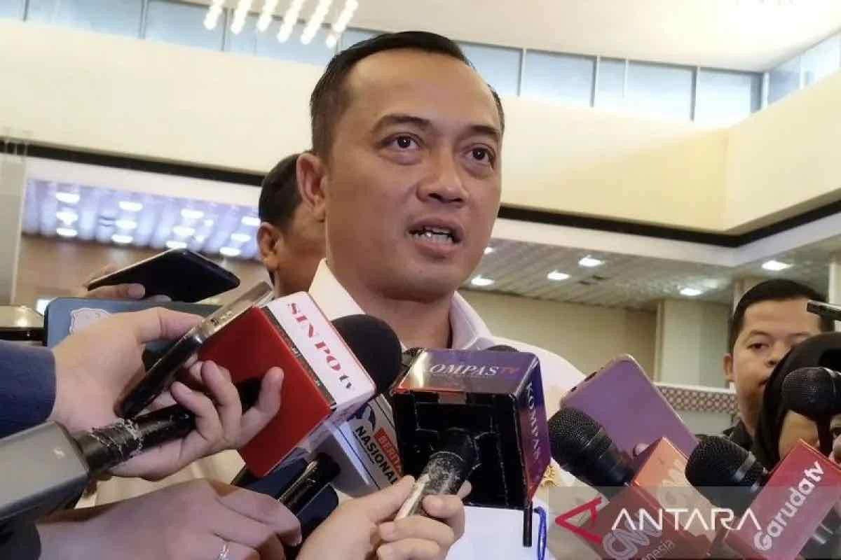Pemerintah Tanggapi Tuntutan Buruh, Prasetyo: Mitigasi PHK Jadi Prioritas