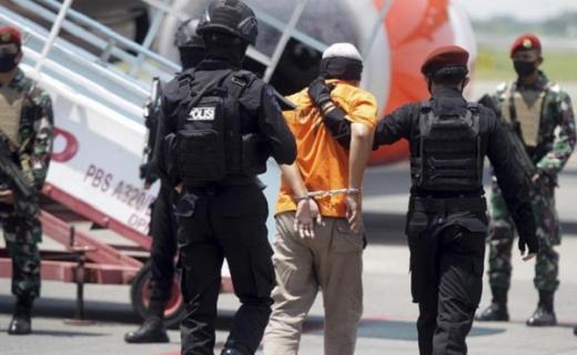 58 Terduga Teroris Diterbangkan dari Makassar ke Jakarta