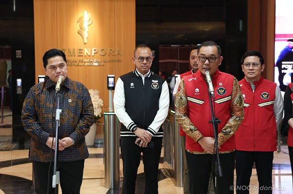 GoNews.co Menpora Erick Thohir dan CdM T