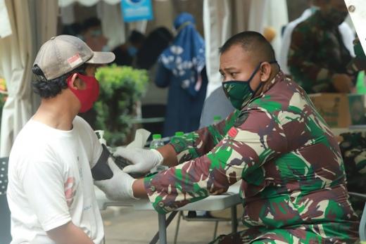 Gandeng Kodim 0504, Partai Gelora Kembali Gelar Vaksinasi untuk Masyarakat Umum