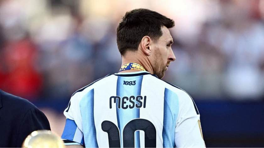 Bawa Pulang 6 Trofi Mayor, Messi Resmi Akhiri Dua Dekade Karir di Timnas Argentina