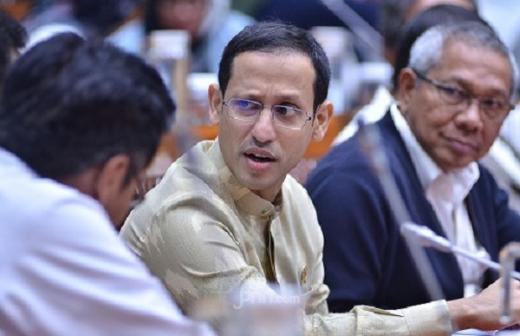 PAN Desak Nadiem Luluskan Semua Guru Honorer Peserta Tes PPPK 2021