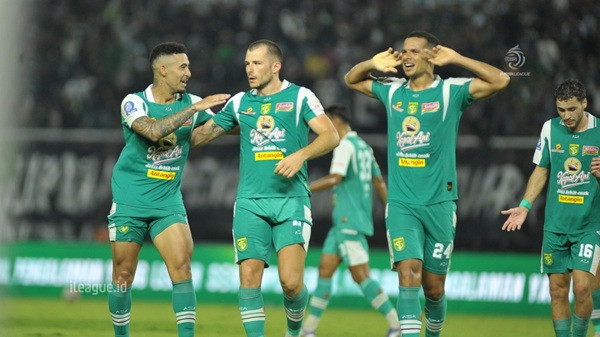 Tavares Sebut Delay Buat Pemain Persebaya Frustasi