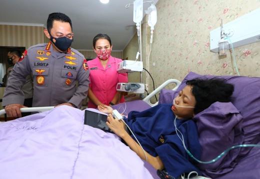 Operasi Tumor Tulang Lancar, Sinta Aulia Ungkap Rasa Terima Kasihnya ke Kapolri
