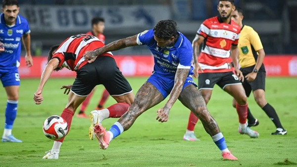 Ramon Tanque Ingin Lanjutkan Tren Positif Persib Bandung