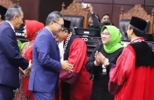 Kenal Luar Dalam, Zulkifli Hasan Doakan Anwar Usman Sukses Pimpin MK