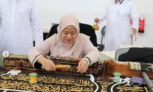 Tiba-tiba Pakai Hijab, Puan Bisa Dicap Mainkan Politik Identitas