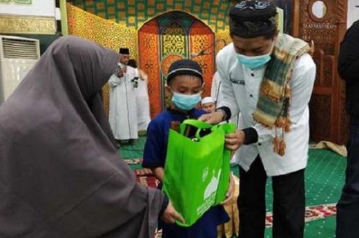Jadi Mualaf, Ini Alasan Bocah Kelas 3 SD di Riau Masuk Islam