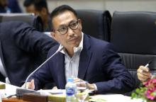Apresiasi Program Vaksinasi Polri, Ketua Komisi III DPR RI Berharap Ada Tindakan Hukum kepada Mafia Penimbun Obat-Obatan