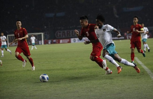 Disaksikan Iwan Bule, Timnas Indonesia Imbang Lawan Vietnam