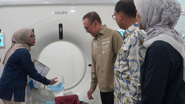 Sambangi RS IHC Perkebunan Jember Klinik, Komut Pertamina Tekankan Inovasi dan Empati Layanan Kesehatan
