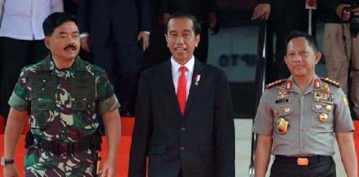 Aparat Cegah Deklarasi #2019GantiPresiden, Jokowi Sebut Demokrasi Ada Batasnya