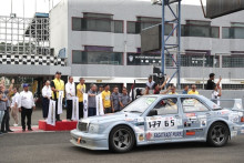 Menpora Dito Lepas Parade Seribu Mobil Marcedez Benz Pecahkan Rekor MURI di Sirkuit Internasional Sentul