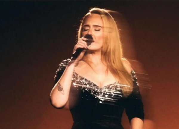 Adele Bocorkan Alasan Istirahat dari Dunia Musik