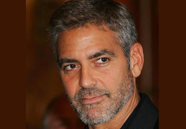 George dan Amal Clooney Tampil Elegan di Festival Film Venesia