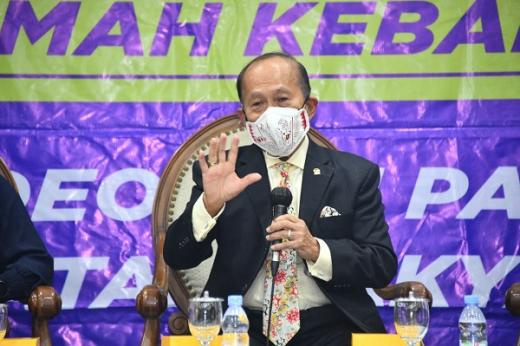 Syarief Hasan Dorong BPK dan KPK Segera Audit Perusahan yang Bisnis PCR