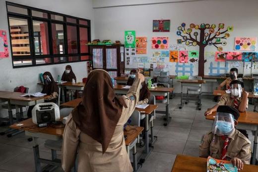 Hetifah Dukung Pelaksanaan PTM dengan Tetap Waspada Omicron