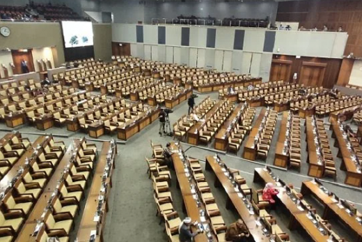 Covid-19 Naik, Para Wakil Rakyat Indonesia Kerja dari Rumah