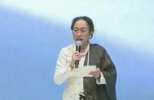 Puisinya Dinilai Diskriminasi, Sukmawati Soekarno Putri Harus Meminta Maaf kepada Umat Islam
