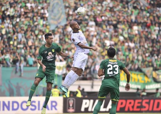 Otavio Yakin Persebaya Raih Kemenangan Lawan Madura United FC