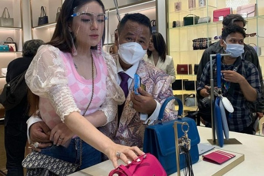Diduga Posting Konten Asusila, Polisi Bakal Panggil Hotman Paris