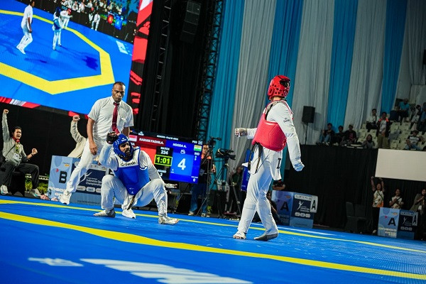 Balaskan Kekalahan Rekannya, Raihan Jadi Bintang dan All Indonesian Final di Kyorugi Putri