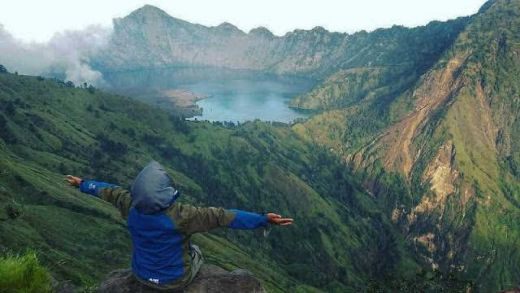 Geotourism Trekking Rinjani Lombok Diapresiasi UNESCO