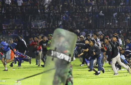 Soal Insiden Kanjuruhan, DPR: Jangan Hanya Evaluasi, Pidanakan Jika Ada Kesalahan