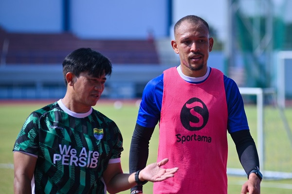 Madura United FC Tanpa Gustavo Franca Hadapi Zhejiang FC