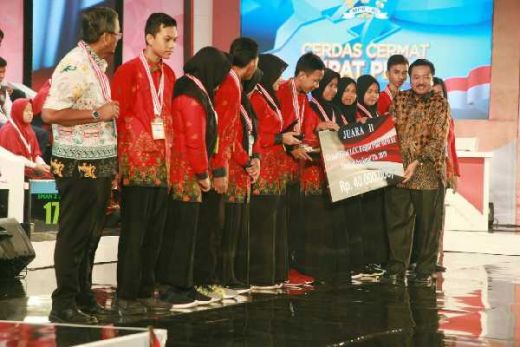 SMAN 2 Sampit: Pertama ke Jakarta Langsung Juara Kedua LCC Tingkat Nasional