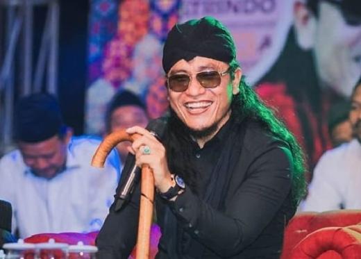 Blangkon Gus Miftah Laku Rp200 Juta, Uang Hasil Lelang Diberikan Santri Yatim dan Piatu