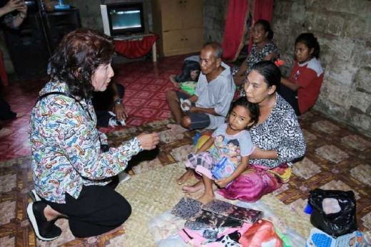 Tanggulangi Masalah Kebersihan dan Kesehatan, Menteri Susi Kembali Kunjungi Nelayan Kampung Bajo Mola Raya
