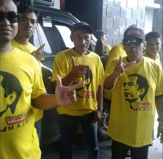 Indonesia Development Monitoring: Migrasi Pemilih Jokowi Kian Meluas, Prabowo Untung