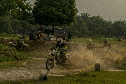 GenPI Rokan Hilir Gandeng Dispar Riau Promosikan Wisata Pulau Tilan Melalui Kejuaraan Grasstrack
