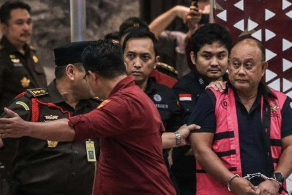 Skandal Triliunan Rupiah Badan Gizi Nasional, Anggaran Rakyat Digarong Lewat Sepatu dan Tablet