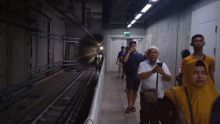 LIstrik Padam, Ini Detik-detik Evakuasi Penumpang MRT di Bawah Tanah