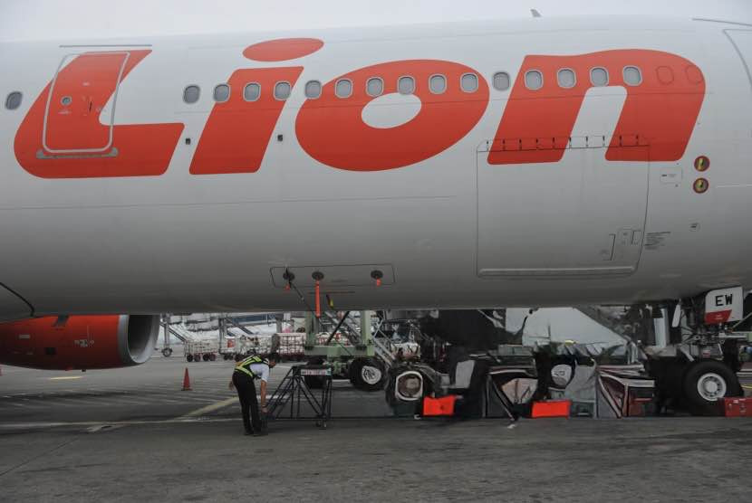Ucapkan Kata Bom di Pesawat, Penumpang Ini Diblacklist Lion Air dan Dijebloskan ke Penjara