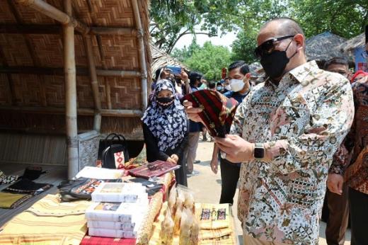 Saat Launching Desa Emas di Lampung, LaNyalla Tegaskan Pentingnya Membangun Desa