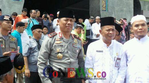 Ribuan Umat Muslim Bersiap <i>Long March</i> ke Mapolda Riau dari Mesjid Agung An Nur Pekanbaru, Gelar Aksi Damai 4 November Tuntut Ahok Dihukum