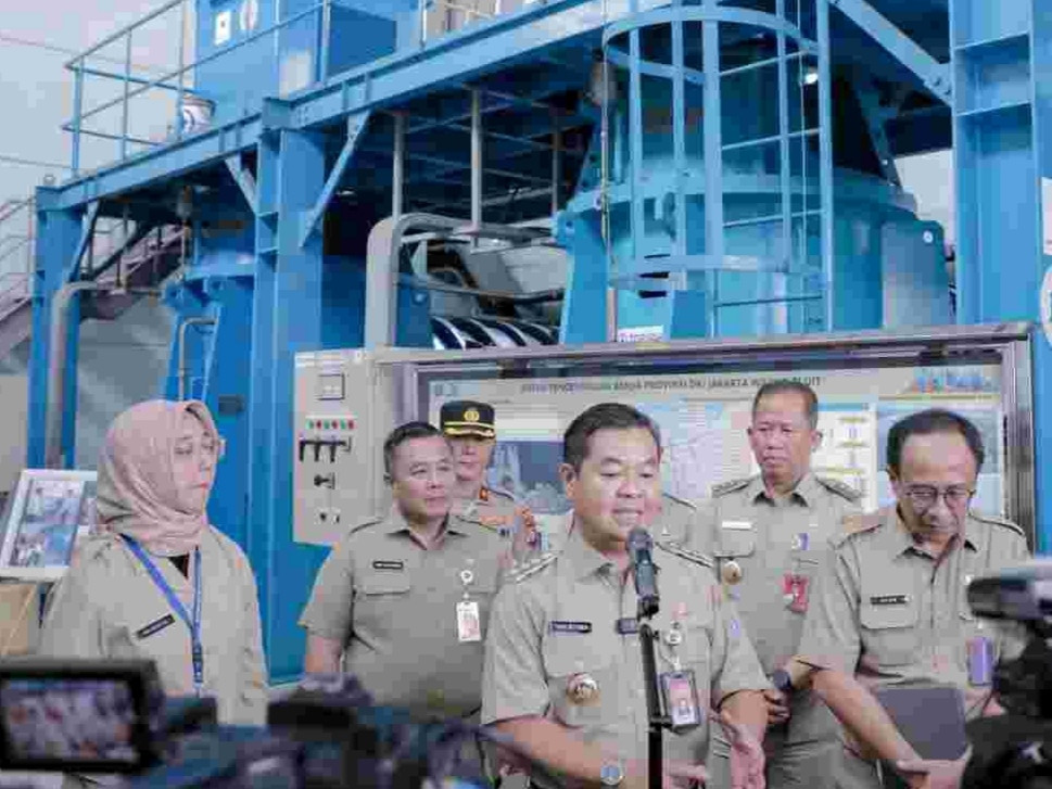 Pj Gubernur DKI Tinjau Kesiapan Rumah Pompa Waduk Pluit Hadapi Musim Hujan