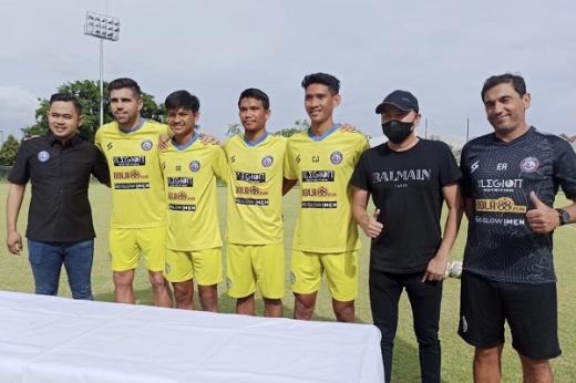 Arema FC Perkenalkan Fabiano dan Sandi Sute